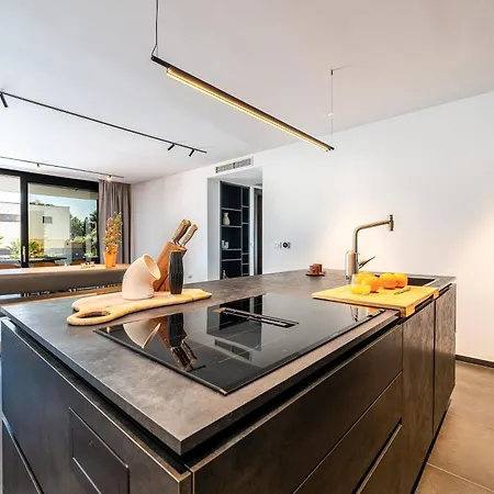 Suva Punta Elite Villa